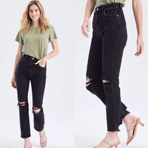 A&F The Ankle Straight Ultra High Rise Black Distressed Jeans, Size 26 (2L)